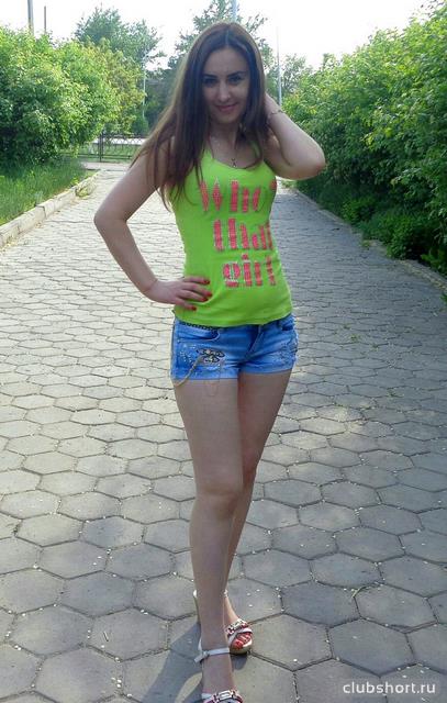 42299_pf8s1cydsim.jpg